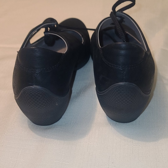 SHOES by ECCO - Picture 4 of 8